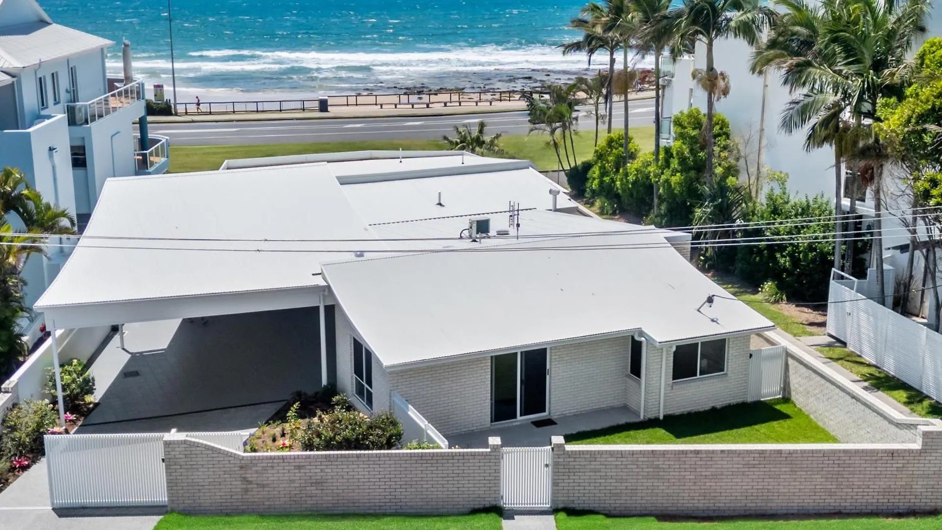 The Beach House At Alex Alexandra Headland